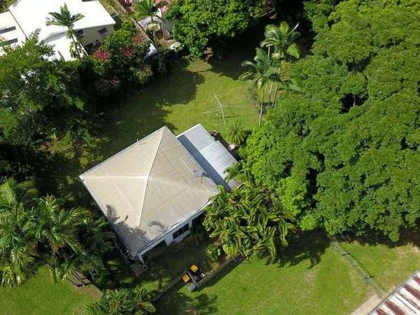 92 Old Smithfield Rd, Freshwater - Thumbnail 3