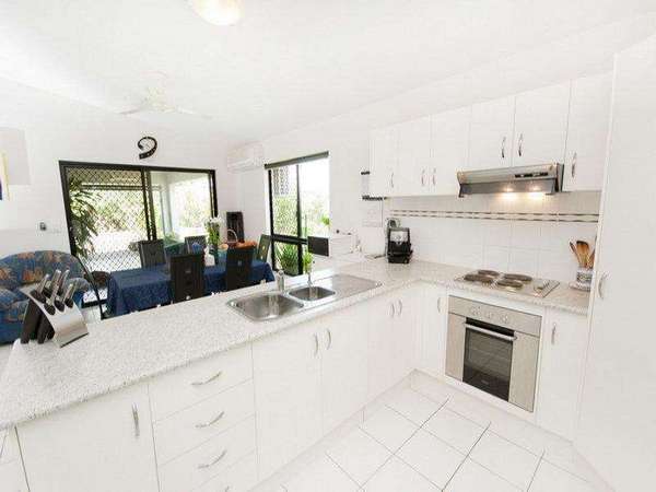 16 Heritage South Street, Redlynch - Thumbnail 4