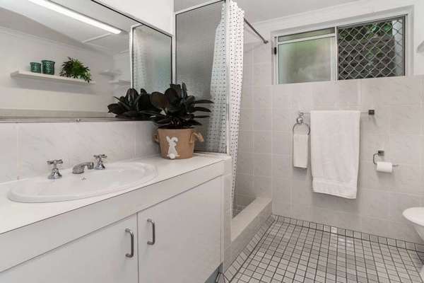 22/549 Varley Street, Yorkeys Knob - Thumbnail 4