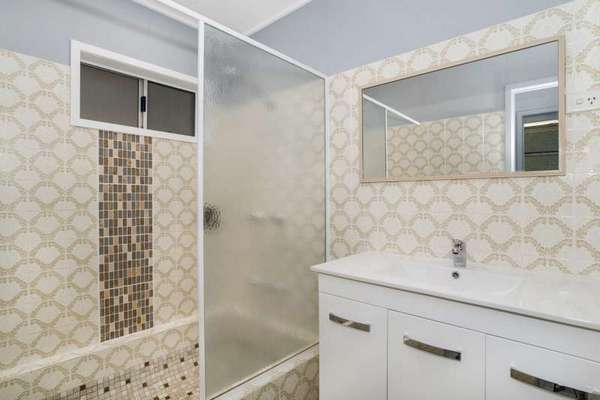 16 Mahogany Street, Manoora - Thumbnail 7
