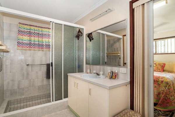 28 Knight Road, Smithfield - Thumbnail 8