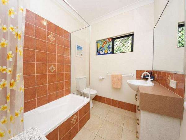 30 Chirio Drive, Redlynch - Thumbnail 7