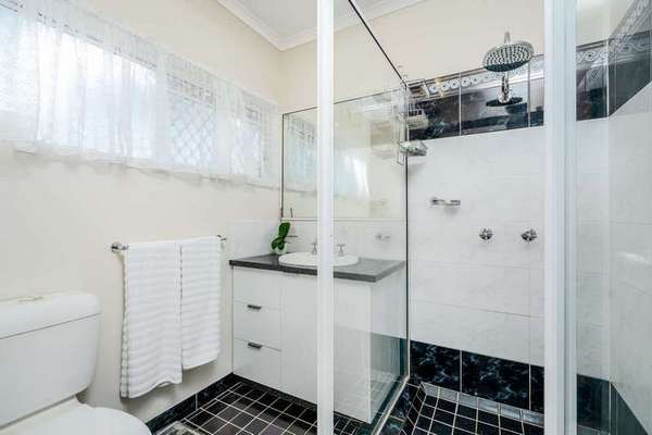 59 Impey Street, Caravonica - Thumbnail 8