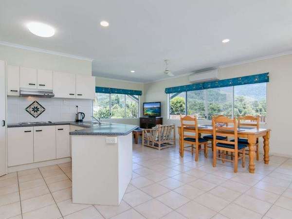 25 Fairley Street, Redlynch - Thumbnail 8