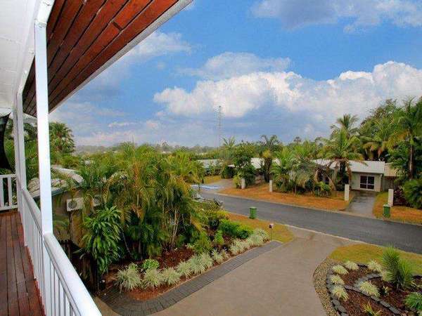 6 Baway Close, Caravonica - Thumbnail 2