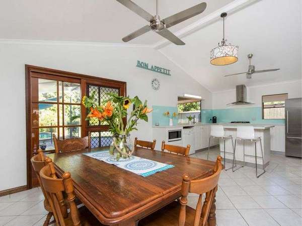 44 Clinton Street, Yorkeys Knob - Thumbnail 3