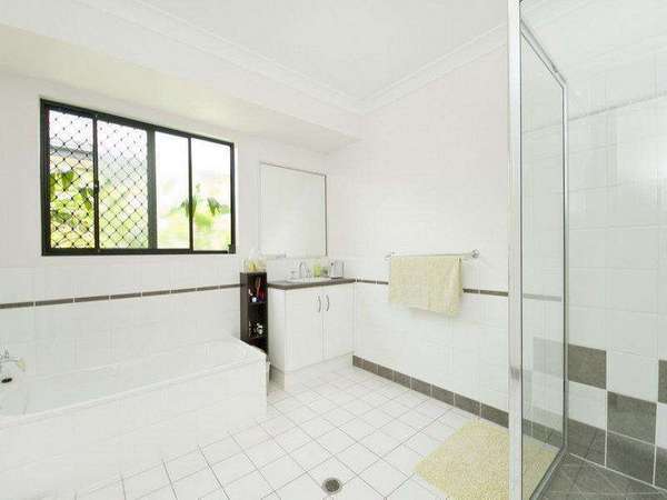 16 Heritage South Street, Redlynch - Thumbnail 8