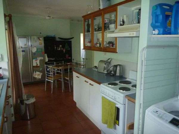 2 Lake Placid Road, Caravonica - Thumbnail 4