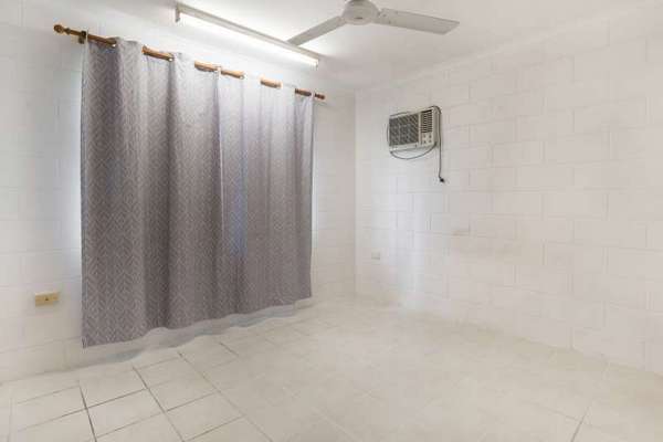 14 Conlan Close, Manoora - Thumbnail 6
