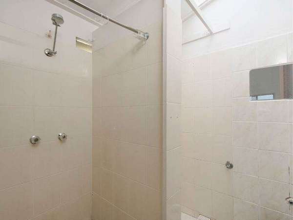 102 Martyn Street, Parramatta Park - Thumbnail 3
