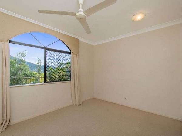 11 Findlay Street, Brinsmead - Thumbnail 7