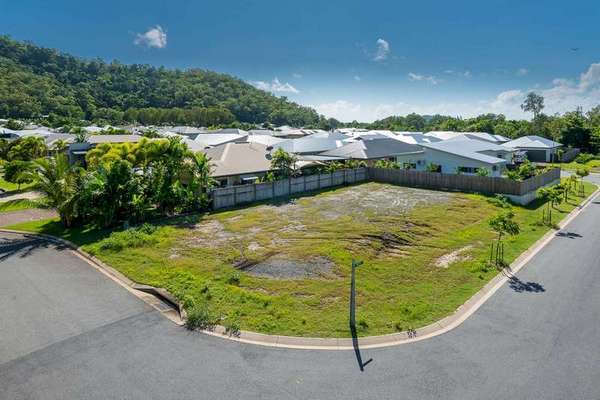 94 Seaways Street, Trinity Beach - Thumbnail 3