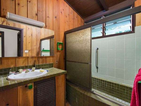 13 Tamarind Street, Holloways Beach - Thumbnail 4