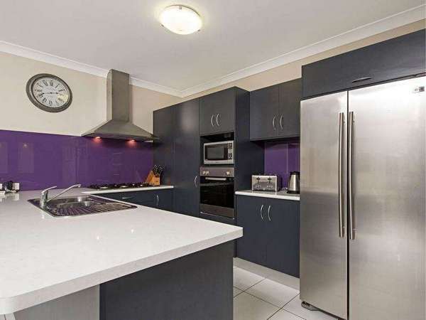 4-6 Willoughby Close, Redlynch - Thumbnail 2