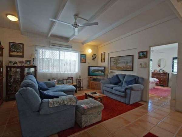 57 Morgan Street, Yorkeys Knob - Thumbnail 2