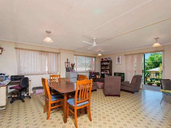 217 Harvey Road, Redlynch - Thumbnail 3