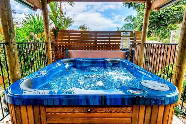 81 Michaelangelo Drive, Redlynch - Thumbnail 3