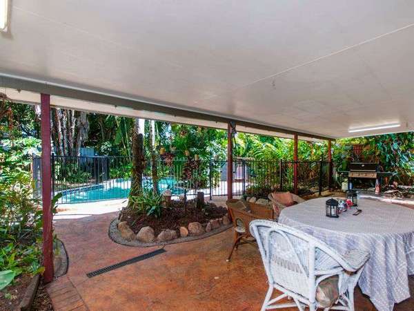 15 Bouganvillea Street, Holloways Beach - Thumbnail 3