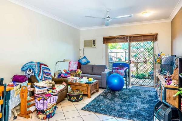 3/10 Short Street, Redlynch - Thumbnail 4
