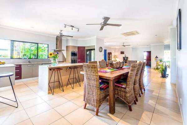 30 Tyrconnell Cr, Redlynch - Thumbnail 4