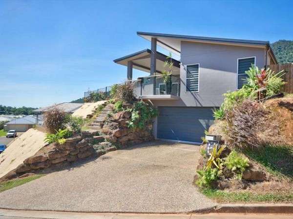 6 Queely Street, Redlynch - Thumbnail 2