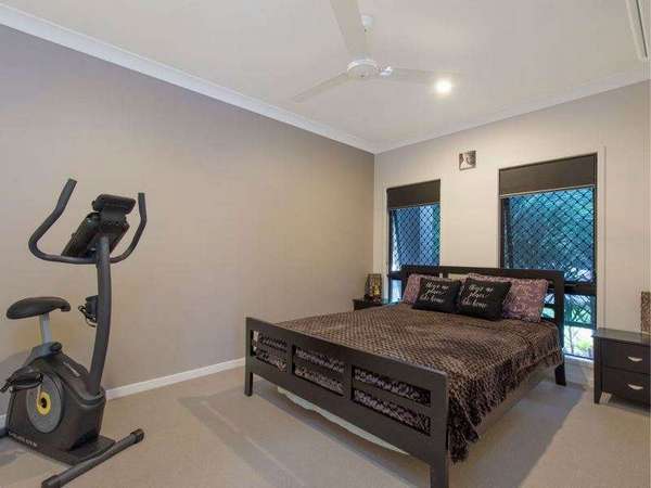 17 Kehone Street, Redlynch - Thumbnail 8