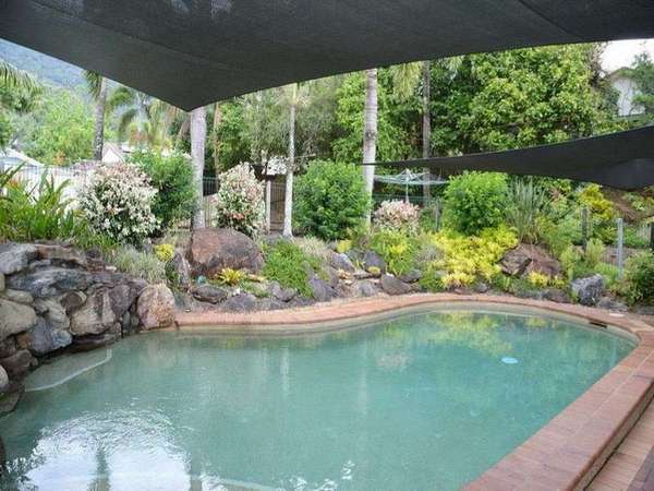 60 Eugenia Crescent, Redlynch - Thumbnail 4