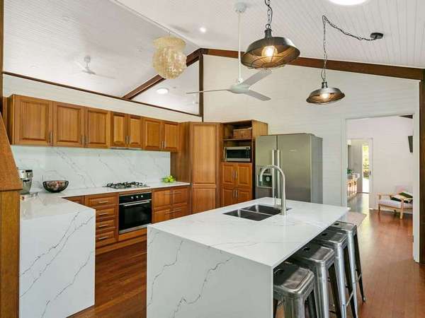 14-16 Esterina Close, Redlynch - Thumbnail 4