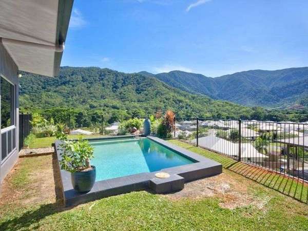 6 Queely Street, Redlynch - Thumbnail 4