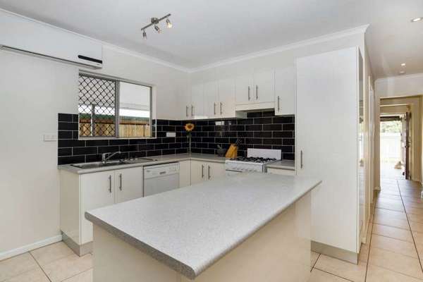 432 Varley Street, Yorkeys Knob - Thumbnail 6