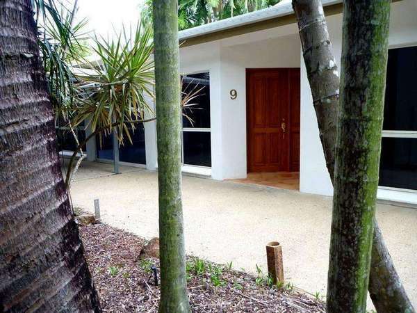 9 Baway Close, Caravonica - Thumbnail 2