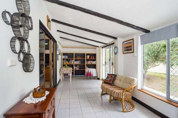 46 Oleander Street, Holloways Beach - Thumbnail 5
