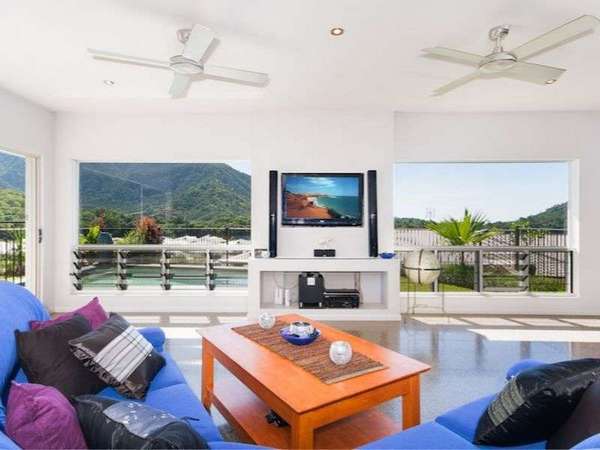 6 Queely Street, Redlynch - Thumbnail 3