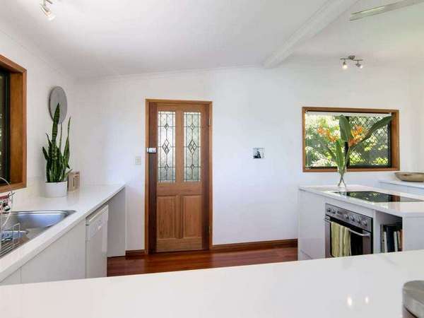 8 Willandra Court, Caravonica - Thumbnail 3
