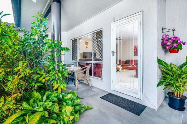 59 Impey Street, Caravonica - Thumbnail 2