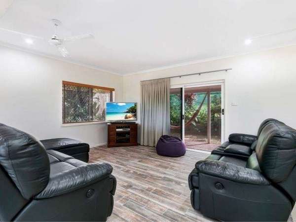 15 Toona Tce, Redlynch - Thumbnail 5