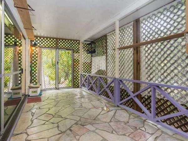 25 Maple Street, Holloways Beach - Thumbnail 4