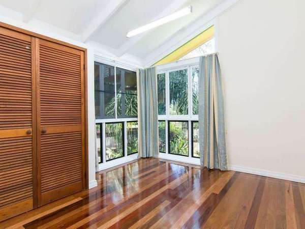 39 Impey Street, Caravonica - Thumbnail 7