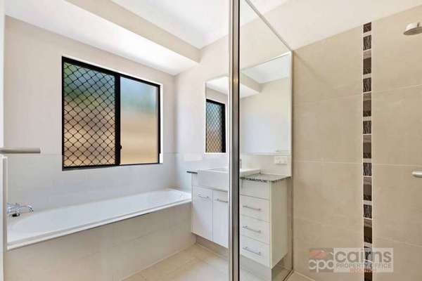 6 Springbrook Avenue, Redlynch - Thumbnail 7