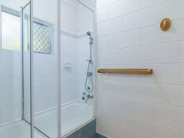 43 Impey Street, Caravonica - Thumbnail 8