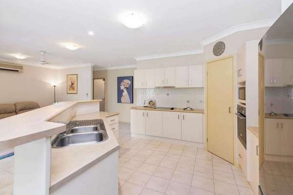 6 Illowra Court, Caravonica - Thumbnail 4