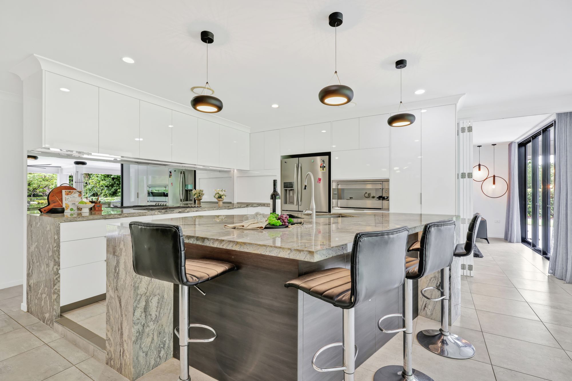 56-58 The Rocks Rd, Redlynch - Thumbnail 3