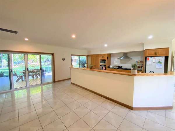 18-20 Soderberg close, Redlynch - Thumbnail 4