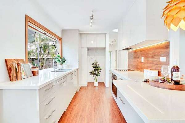 57 Amethyst Street, Bayview Heights - Thumbnail 3