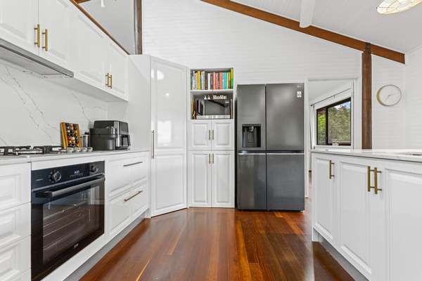 14-16 Esterina Close, Redlynch - Thumbnail 4