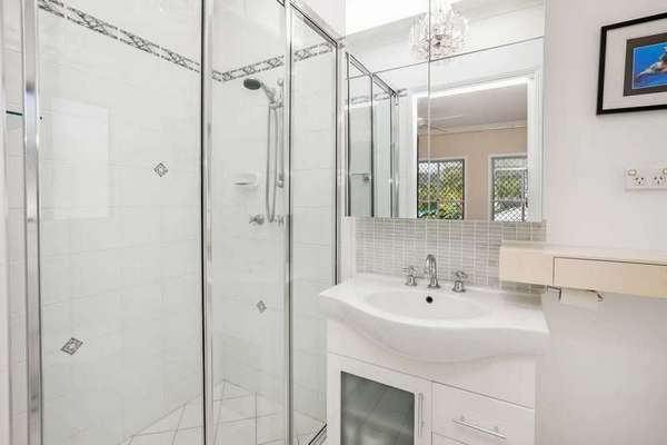 14 Kipling Street, Brinsmead - Thumbnail 7