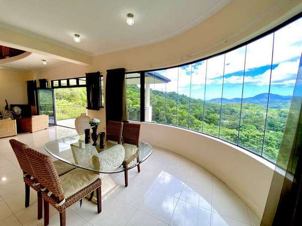 25-27 Mount William close, Redlynch - Thumbnail 4