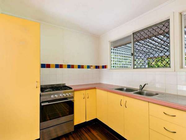 7 Solager street, Manoora - Thumbnail 5