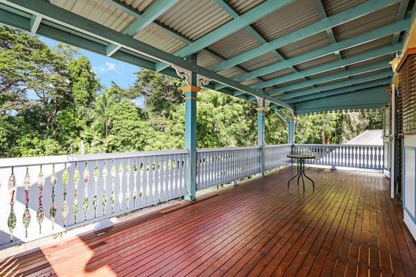 6 Lomatia Close, Redlynch - Thumbnail 8