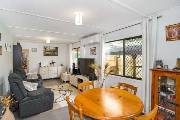 4/2-16 Shale Street, Brinsmead - Thumbnail 5